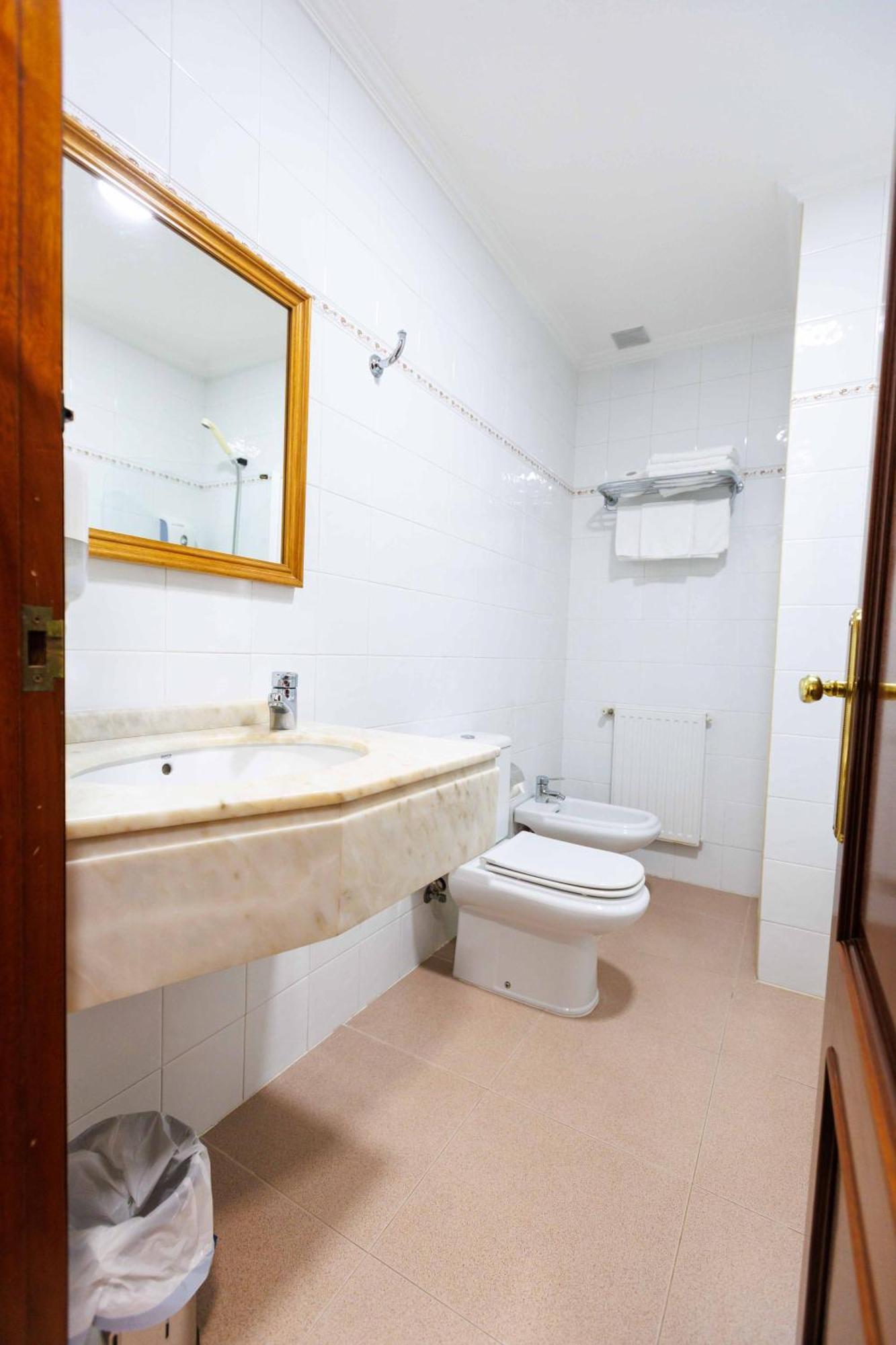 Hotel O Cruceiro Caldas de Reis Kültér fotó