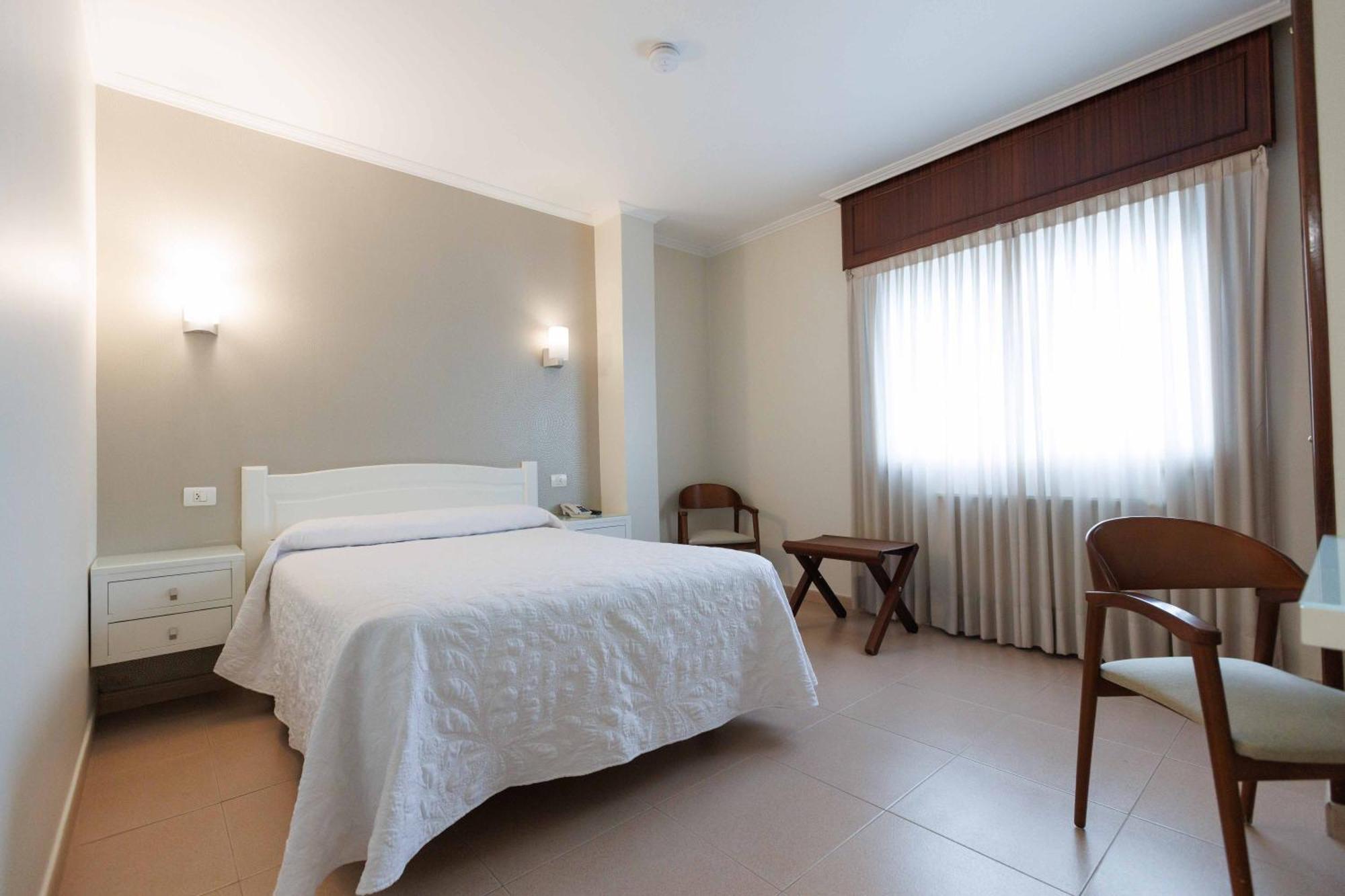 Hotel O Cruceiro Caldas de Reis Kültér fotó